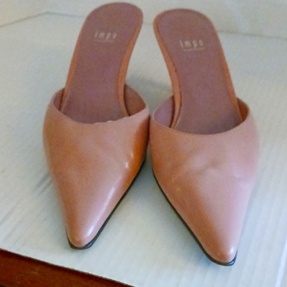 Impo Pink Pointed-Toe Mules Sleek Minimalist Design Size 7